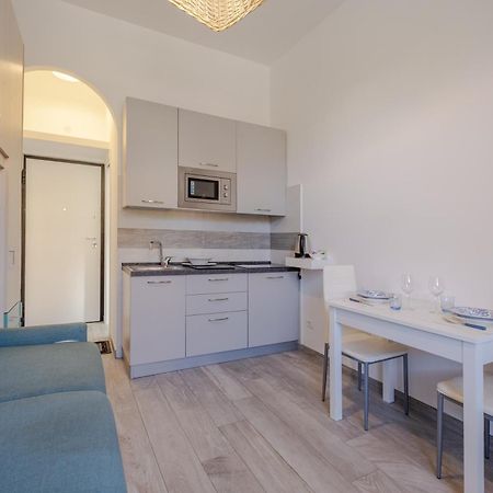 Casa Olga Apartment San Bartolomeo Al Mare Luaran gambar