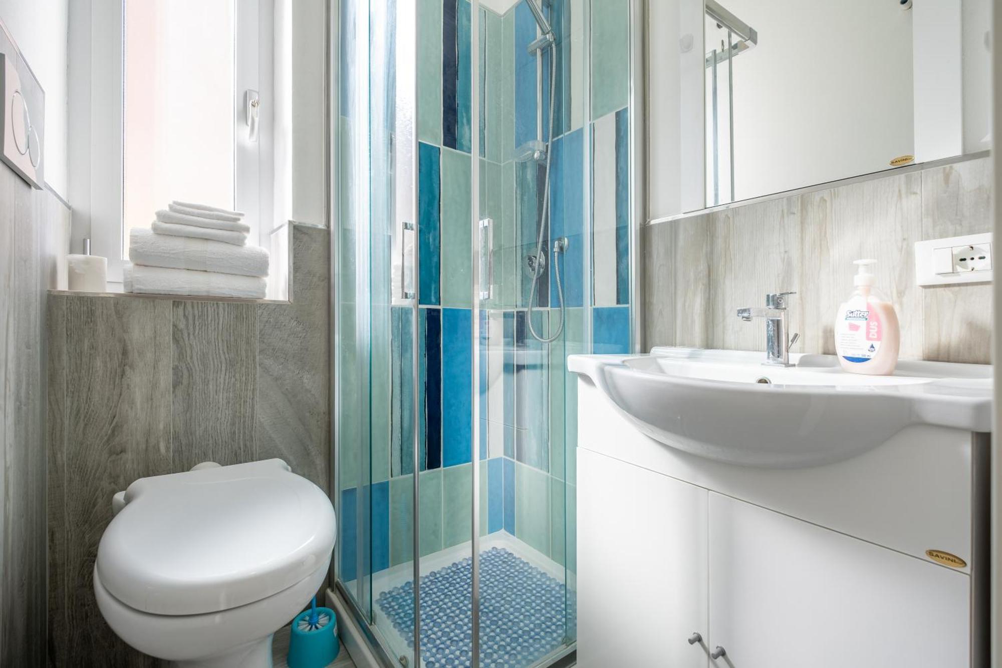 Casa Olga Apartment San Bartolomeo Al Mare Luaran gambar